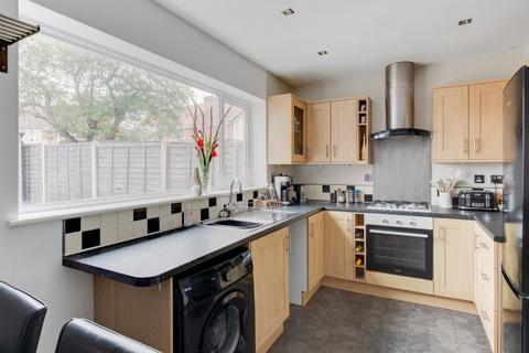 21 Perryfields Crescent, Bromsgrove, B61 8SS
