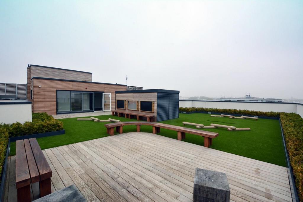 Roof terrace