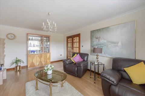8 Bennochy View, Kirkcaldy, KY2 5JD