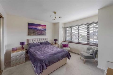 8 Bennochy View, Kirkcaldy, KY2 5JD