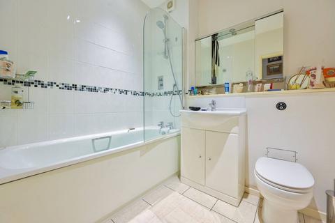 2 bedroom flat for sale, Timbrell Place, Canada Water, London, SE16