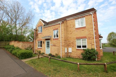 4 bedroom detached house to rent, County Road, Peterborough PE7