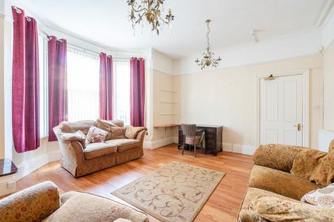 7 bedroom townhouse for sale, London Road South, Lowestoft