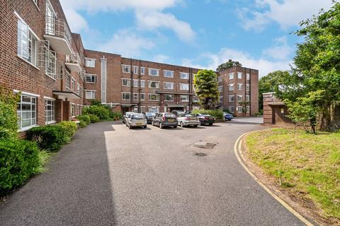 2 bedroom flat to rent, Cambridge Park, Twickenham, TW1