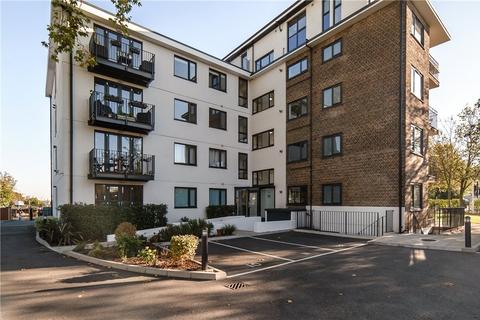 2 bedroom apartment to rent, Leigham Court Road, London, SW16