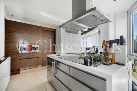 2 bedroom flat for sale, Fairmont Avenue, Canary Wharf, London, E14