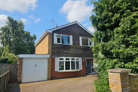 3 bedroom detached house to rent, Arch Street, Rugeley, WS15 2JU