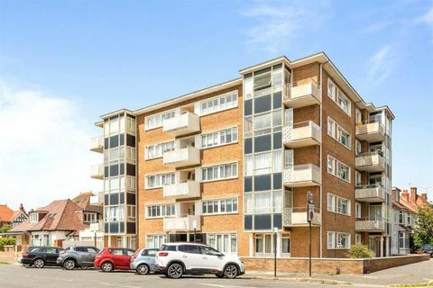 2 bedroom flat for sale, Princes Avenue, Hove, East Sussex, BN3