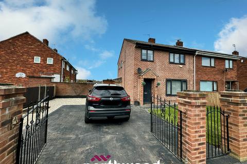 3 bedroom semi-detached house to rent, Southfield Road, Doncaster DN8