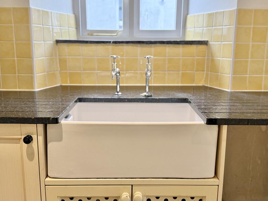 Belfast Sink