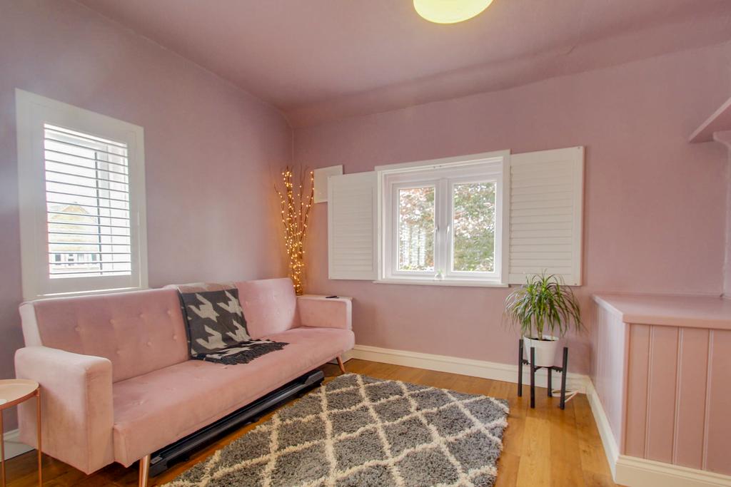 Luxury seating area (main bedroom)