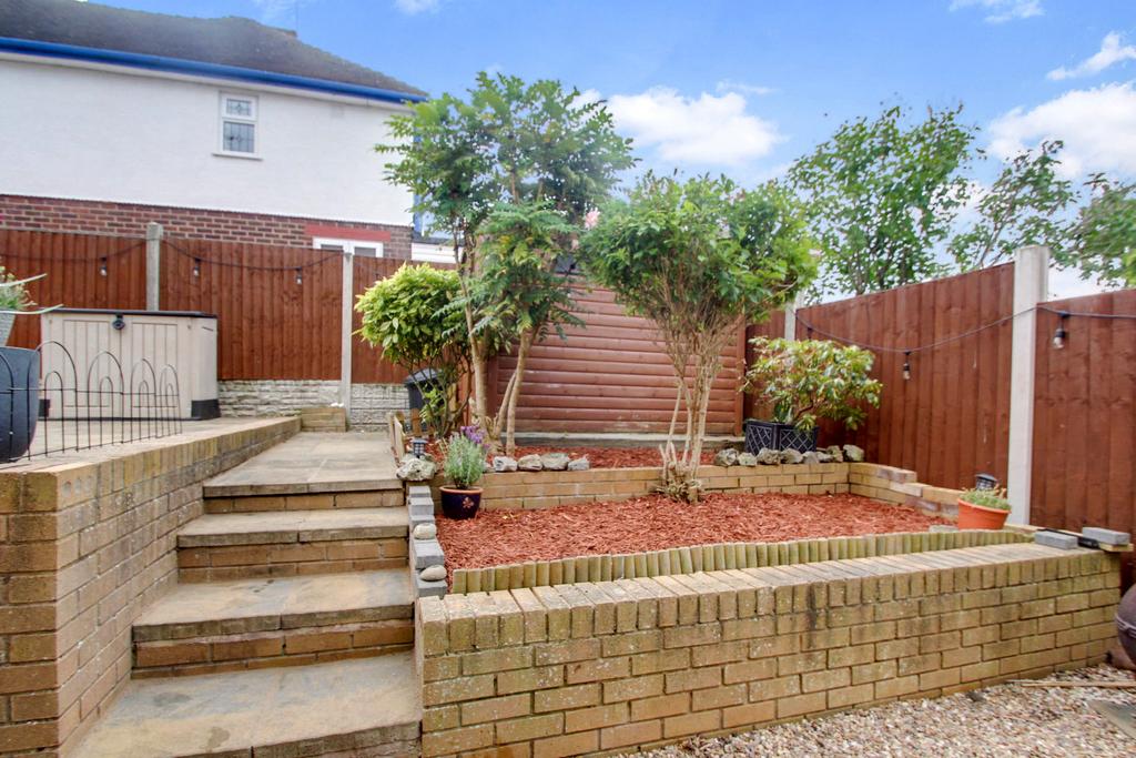 Terrace to shed