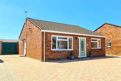 2 bedroom bungalow for sale, Avebury Close, Westbury