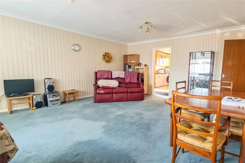 9 Avebury Close, Westbury, BA13 3TE
