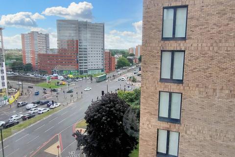 2 bedroom apartment for sale, Lexington Gardens, Birmingham B15