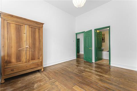 48 Lion Mills, London, E2 7ST