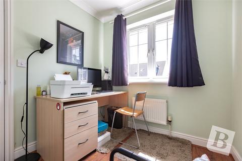40 Birchfield, North Stifford, Grays, RM16 5UX