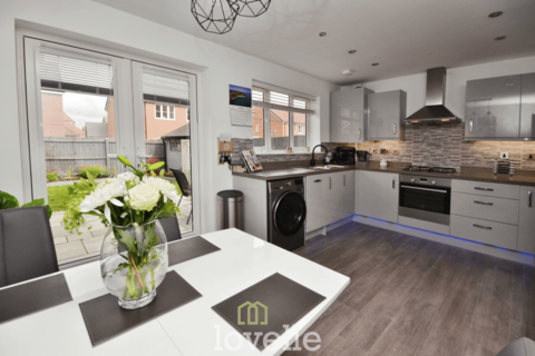 5 Cherry Lane, Humberston, Grimsby, DN36 4ZS