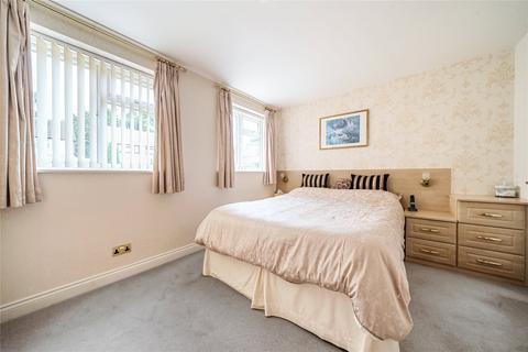 19 Mount Pleasant Close, Lightwater, GU18 5TP