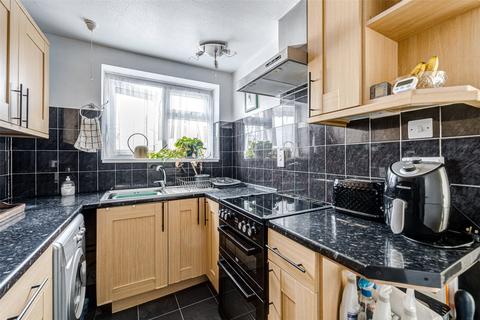 1 bedroom flat for sale, Sylvan Road, Sompting, Lancing, West Sussex, BN15