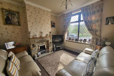 3 bedroom terraced house to rent, Lees Hall Road, Dewsbury