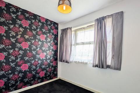 18 Brookweed, Amington, Tamworth, B77 4EB
