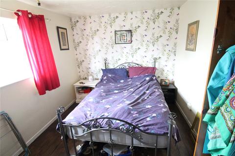 2 bedroom end of terrace house for sale, Stapleford Way, Swindon SN2