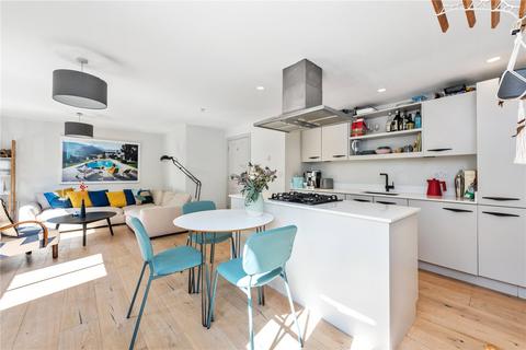 2 bedroom apartment for sale, Clapton Square, London, E5