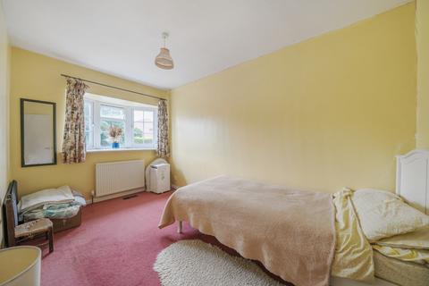 3 bedroom terraced house for sale, Mount Hermon Close, Woking, GU22