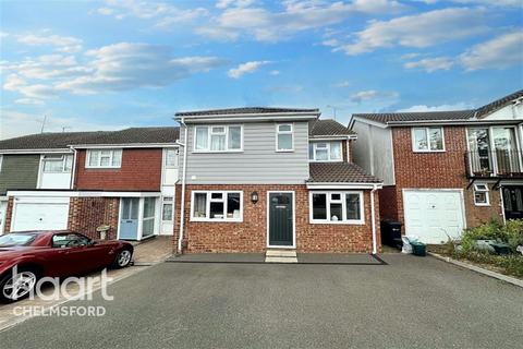 4 bedroom semi-detached house to rent, Leybourne Drive, Chelmsford