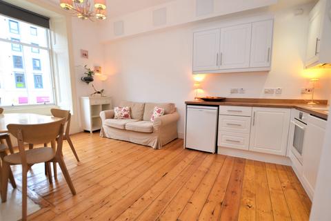 2 bedroom flat to rent, Albert Place, Leith, Edinburgh, EH7