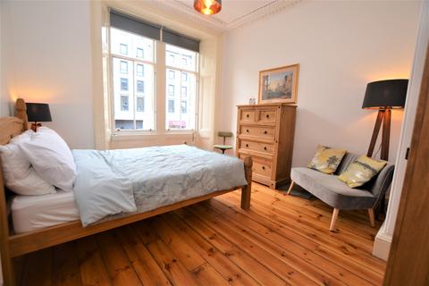 2 bedroom flat to rent, Albert Place, Leith, Edinburgh, EH7