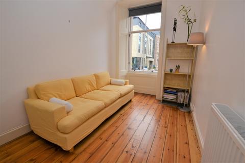 2 bedroom flat to rent, Albert Place, Leith, Edinburgh, EH7