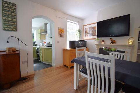 2 bedroom end of terrace house for sale, Deane Avenue, Cheadle