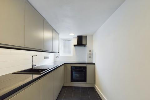 2 bedroom ground floor flat for sale, Bridgend, Wadebridge, PL27