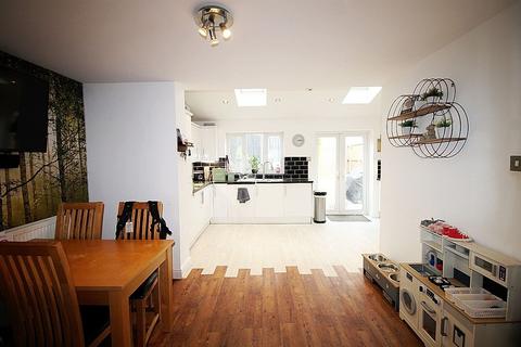 29 Brookfield Close, Dalton, Rotherham, S65 3RD