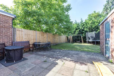 76 Bridge Road, Chertsey, KT16 8LA