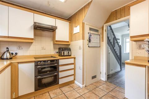 76 Bridge Road, Chertsey, KT16 8LA