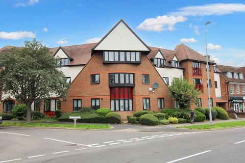 2 bedroom flat for sale, Norton Way North, Letchworth Garden City, SG6