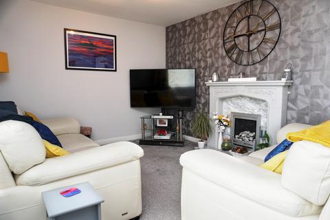 2 bedroom flat for sale, Whitehills Place, East Kilbride G75