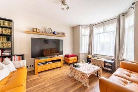 4 bedroom house for sale, Melville Avenue, Perivale, Greenford, UB6