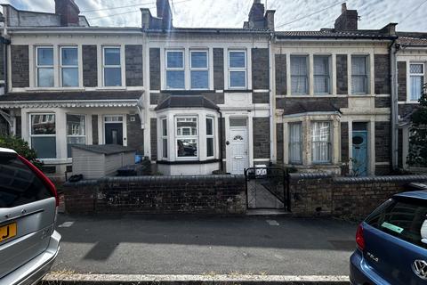 3 bedroom terraced house to rent, Sandown Road, Brislington BS4