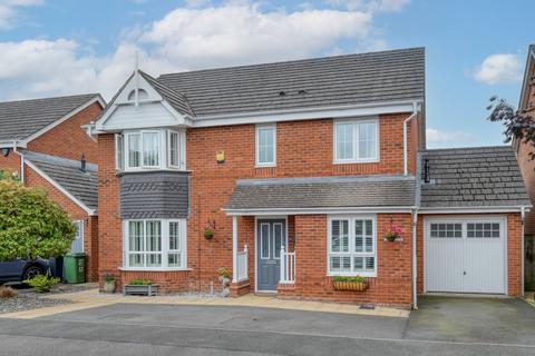 4 bedroom detached house for sale, Yeomans Close, Astwood Bank, Redditch B96 6ET