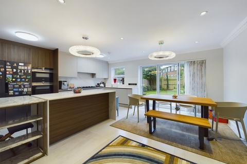 undefined, Somerset Road, Wimbledon, London, SW19