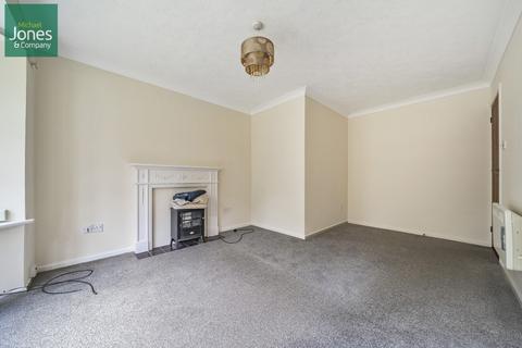 2 bedroom flat to rent, St. Lawrence Avenue, Worthing, West Sussex, BN14