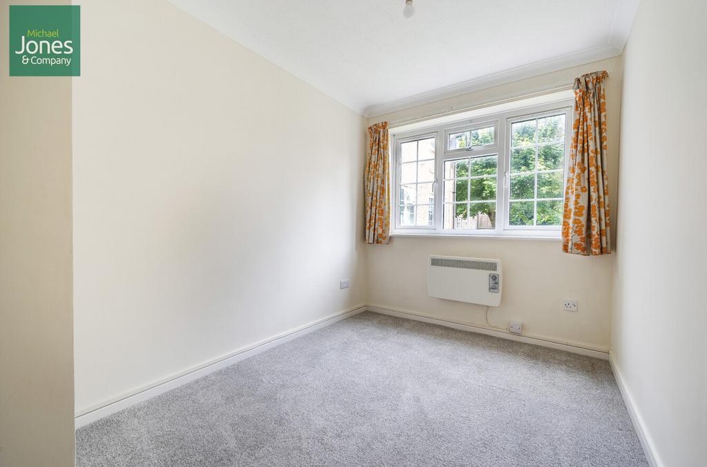 2nd Bedroom