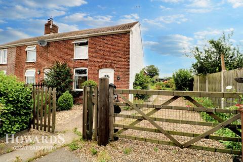 2 bedroom end of terrace house for sale, Common Road, Hemsby