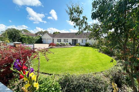 2 bedroom detached bungalow for sale, Storey's Lane, Burgh Le Marsh, Skegness, Lincolnshire, PE24 5LR