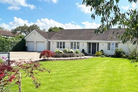 2 bedroom detached bungalow for sale, Storey's Lane, Burgh Le Marsh, Skegness, Lincolnshire, PE24 5LR