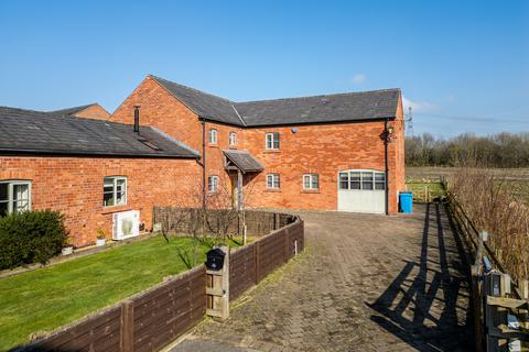 5 bedroom barn conversion to rent, Cranshaw Lane, Widnes WA8